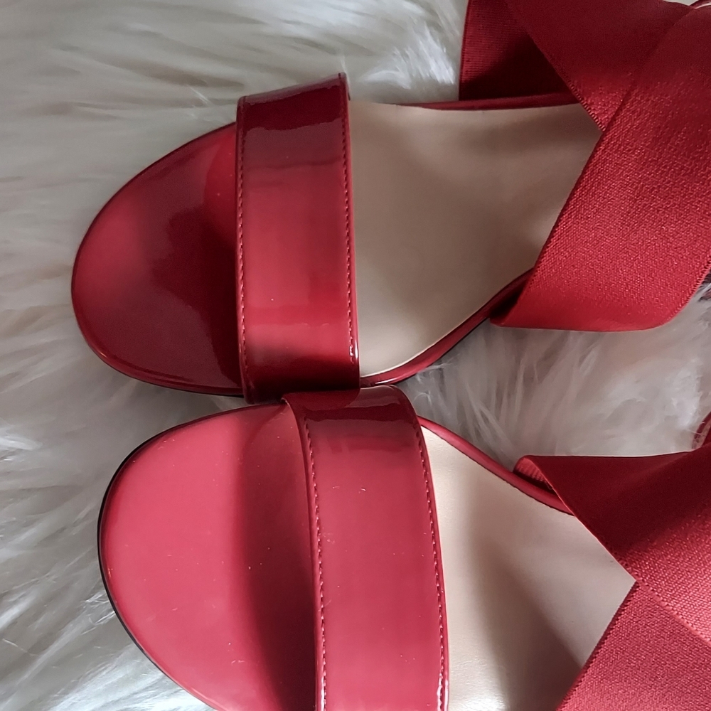Sandals - Picture 3 of 6